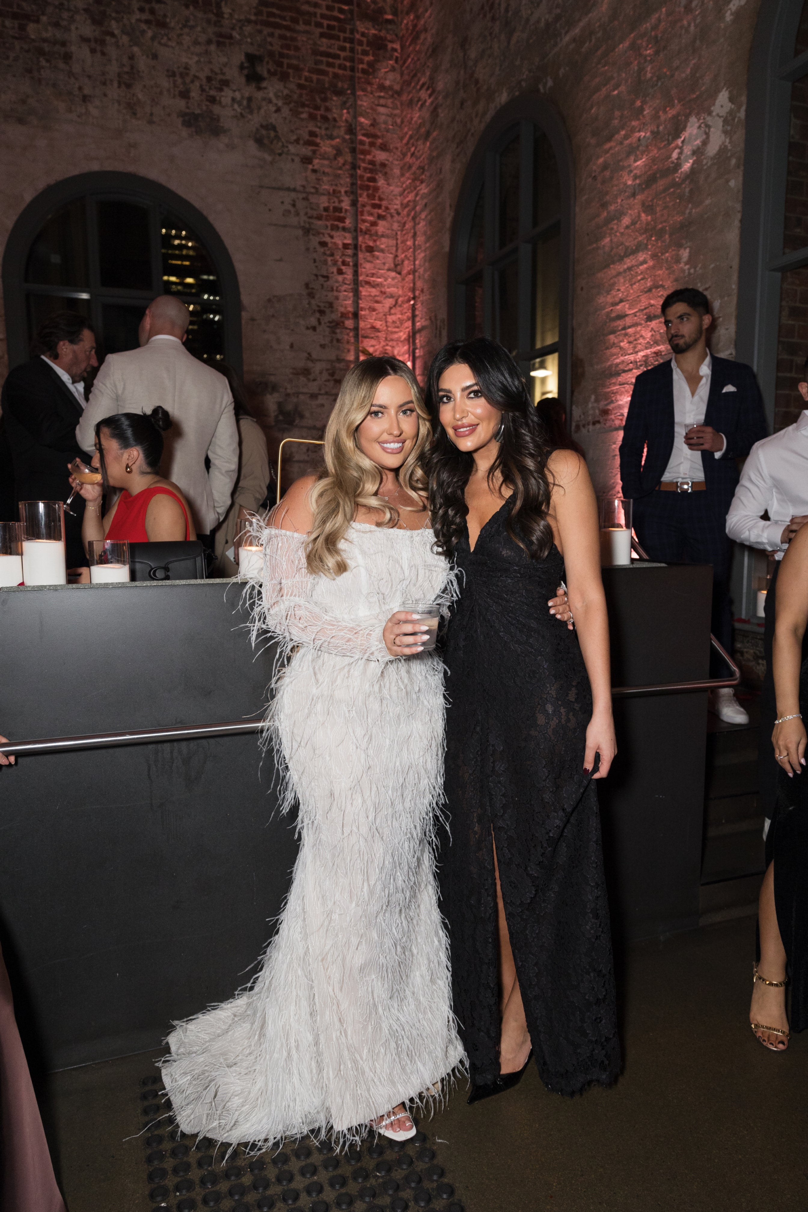 Feathered corset Alin Le Kal wedding dress